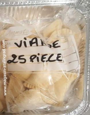 Pastels à la viande 25 pièces plus la sauce.